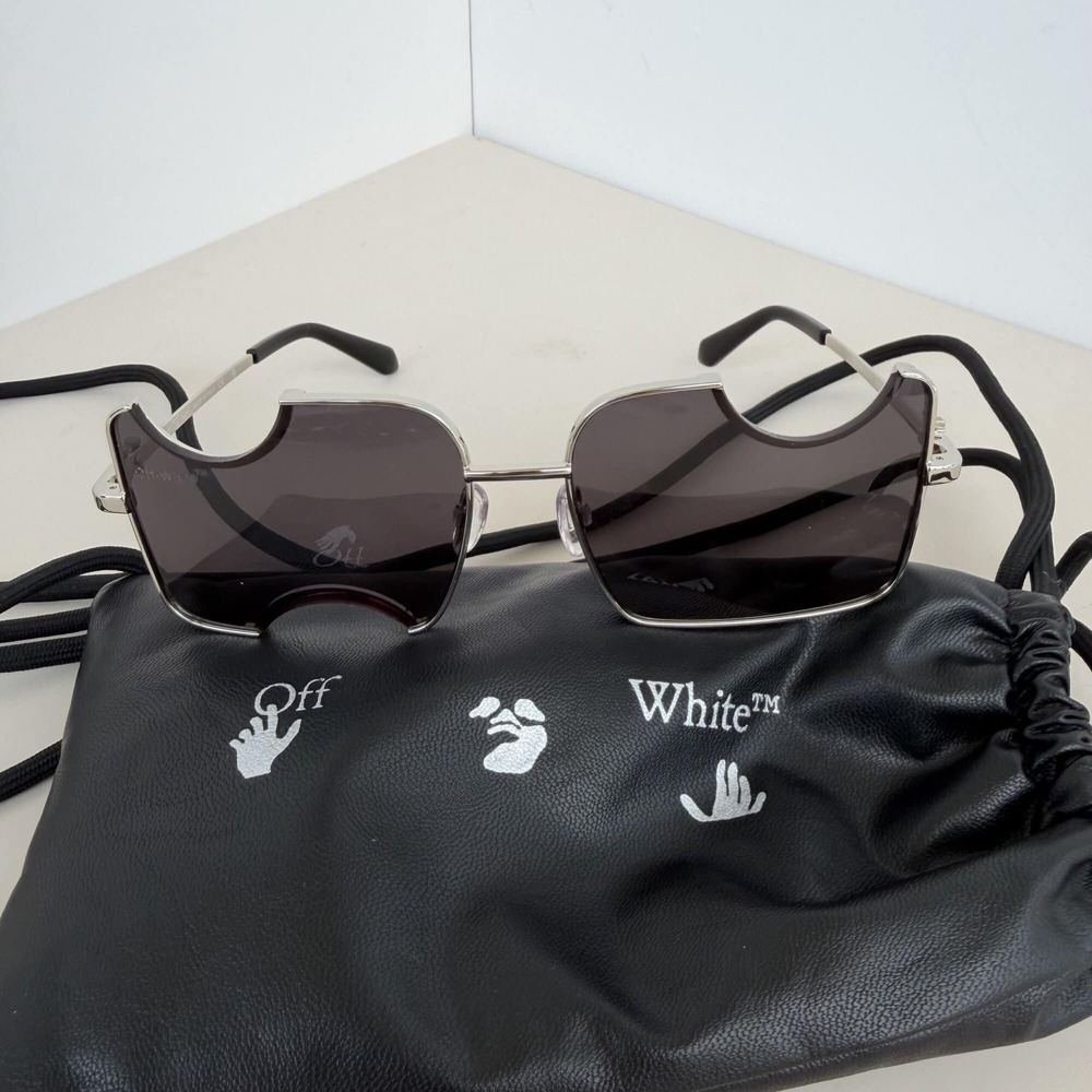 Off-White Salvador Sunglasses (Style OERI046)